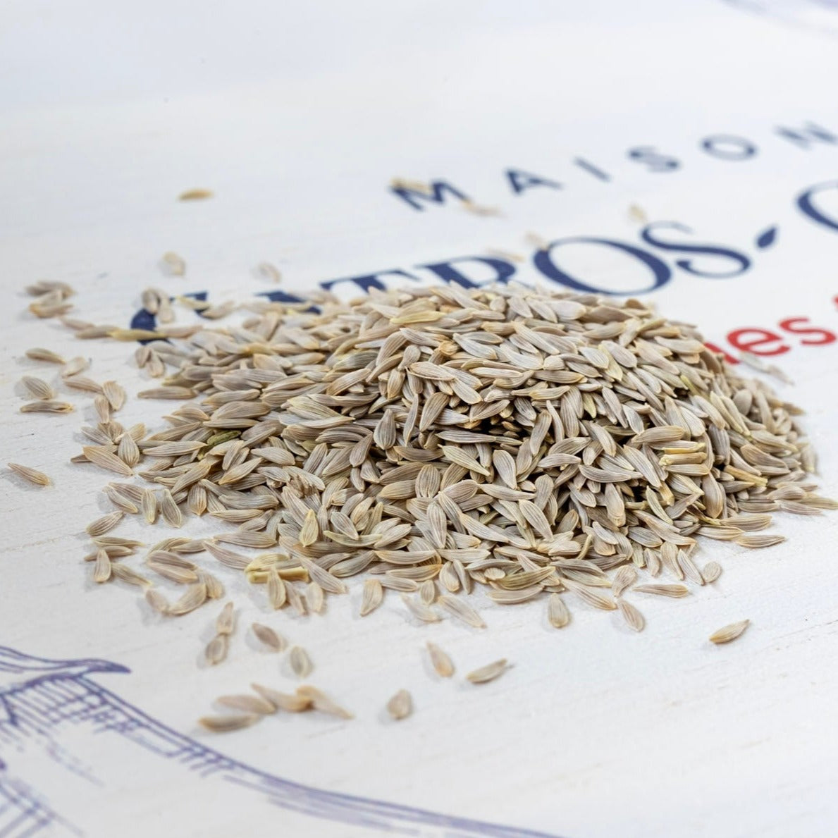 photo de la contenance sachet de graines de laitue batavia rouge grenobloise